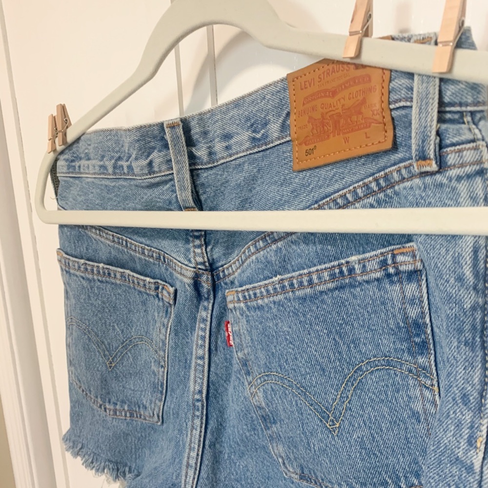 Women’s Levi’s 501 high waisted shorts